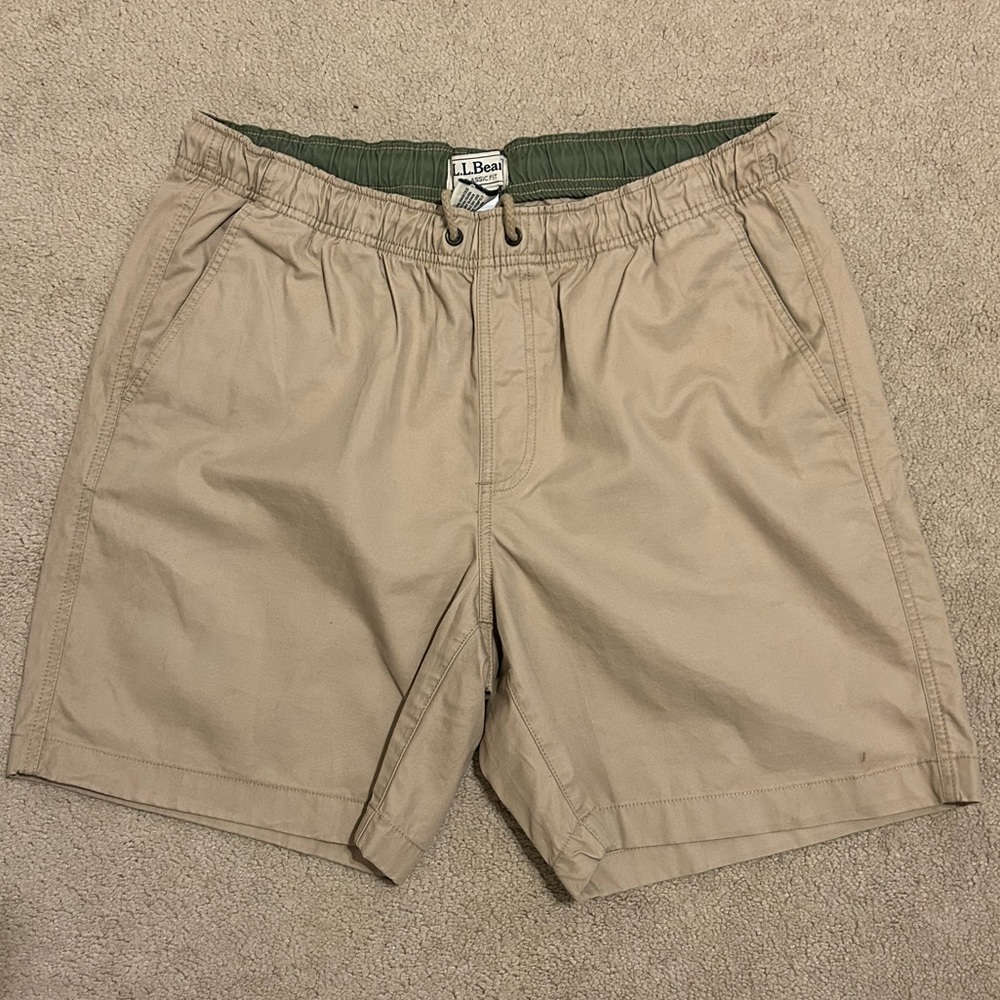 L. L. Vean Drawstring Khaki Shorts Size: XL